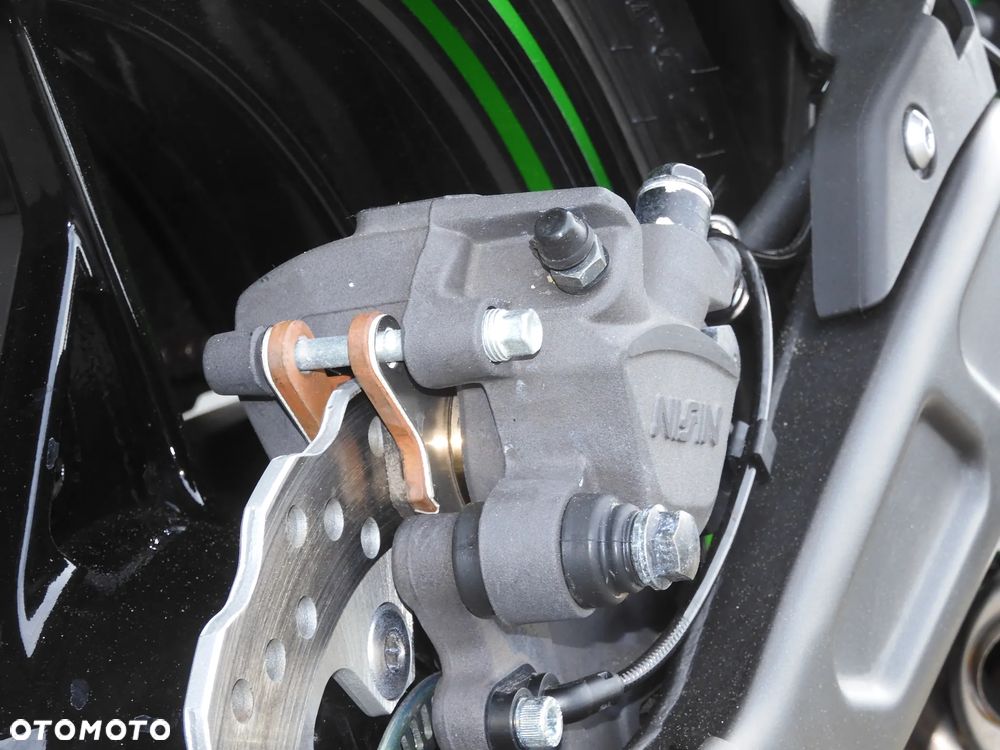 Kawasaki Z 650 - 12