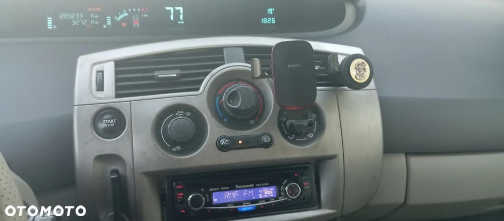 Renault Scenic - 11