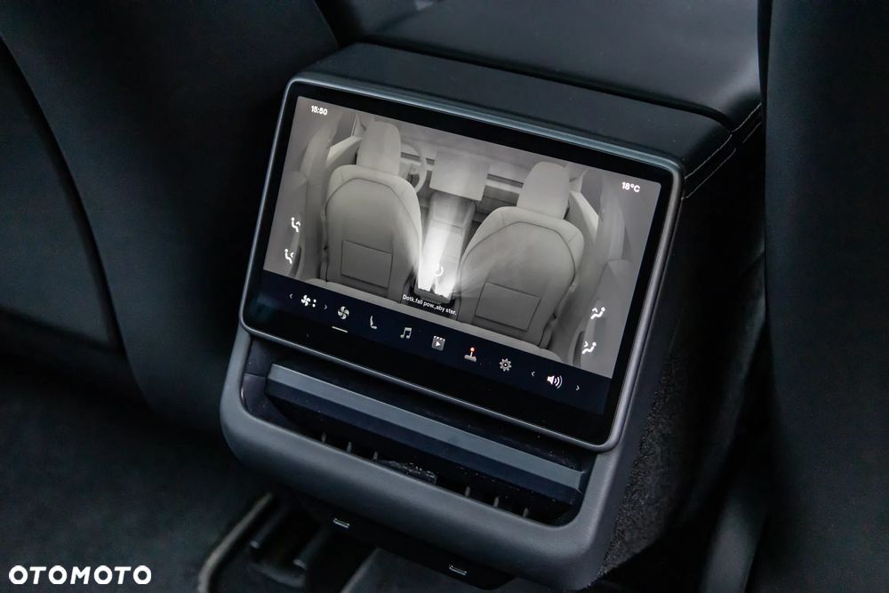 Tesla Model 3 - 30