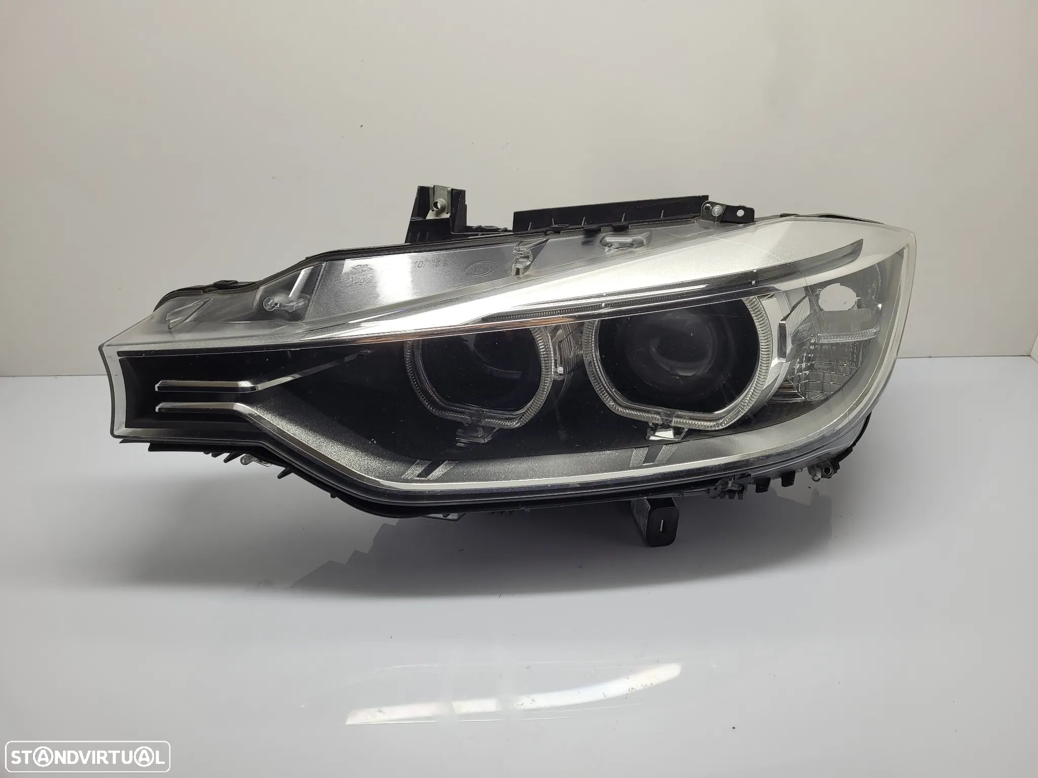 Ótica / Farol esquerdo xenon BMW 3 [F30/F31] 7259525 - 1