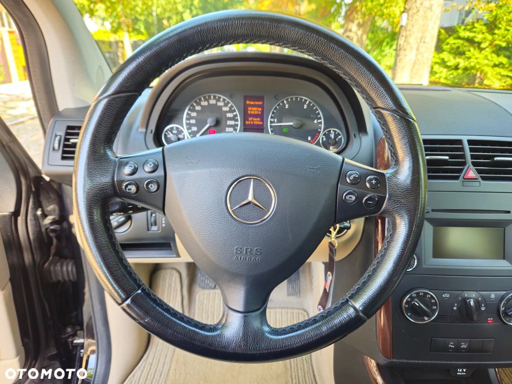 Mercedes-Benz Klasa A 180 CDI Elegance - 27