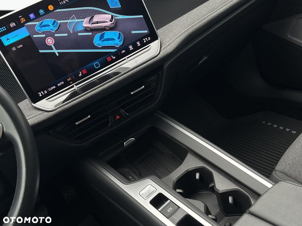 Volkswagen Passat Variant 1.5 TSI ACT mHEV DSG - 21