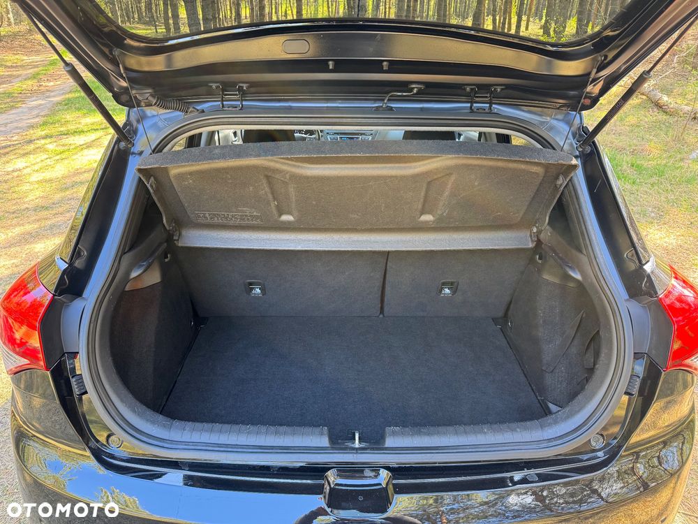 Hyundai i20 1.1 CRDi - 29