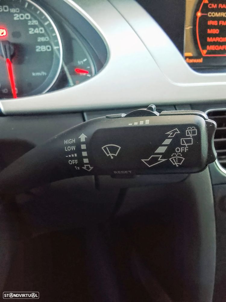 Audi A4 Avant 2.0 TDi Advance - 11