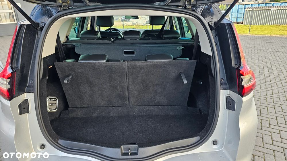 Renault Scenic - 38