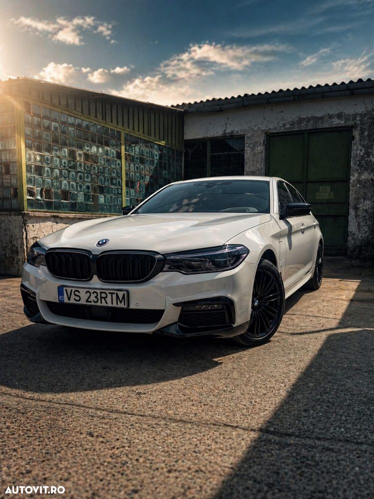 BMW Seria 5 520i Aut. - 2