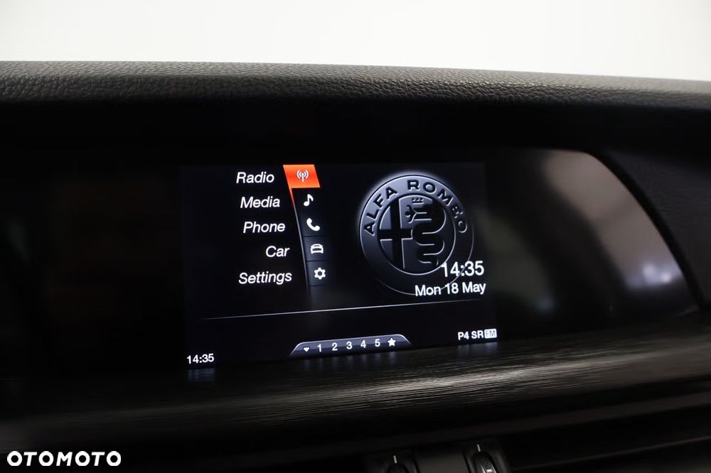 Alfa Romeo Stelvio 2.2 JTDM Q4 - 5