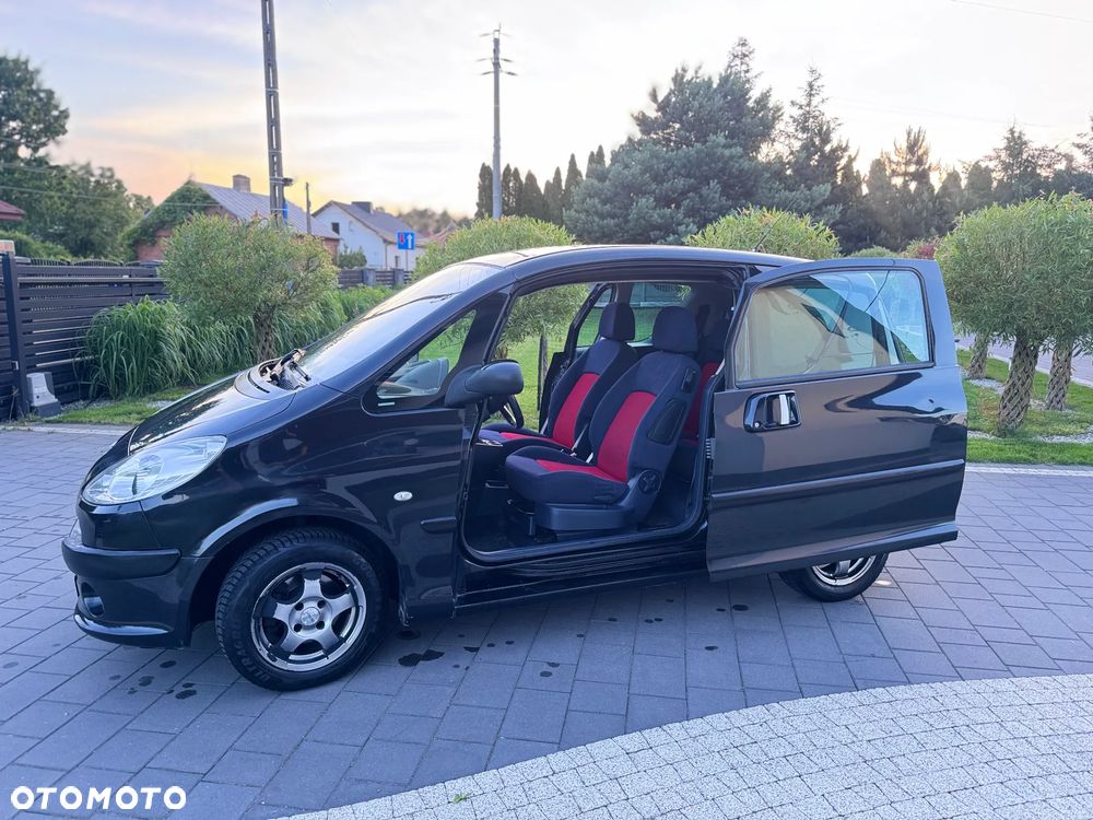 Peugeot 1007 1.4 Trendy - 13