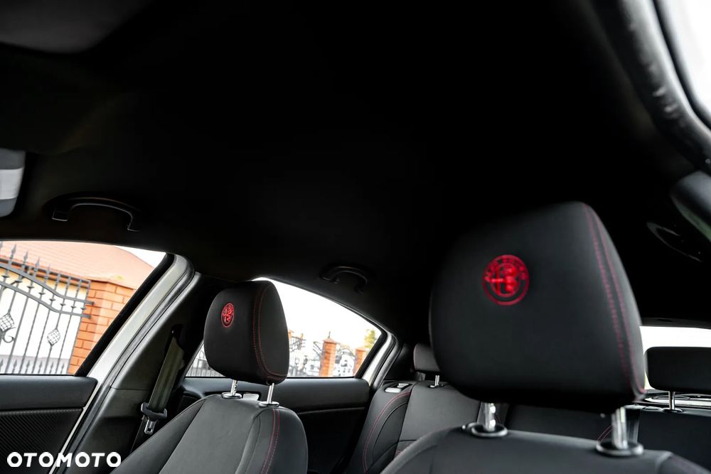 Alfa Romeo Giulietta 1.4 TB 16V Business - 39