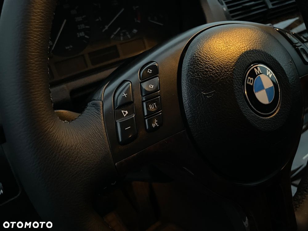 BMW X5 3.0 i Edition Exclusive Sport - 21