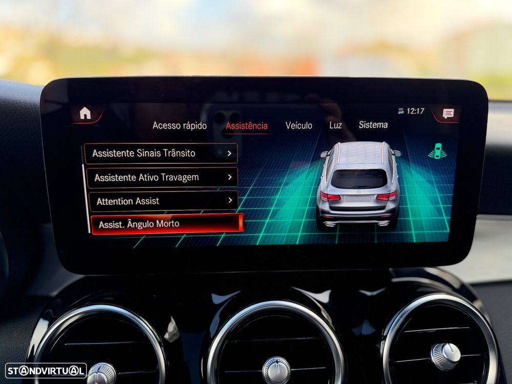 Mercedes-Benz GLC 300 de 4Matic 9G-TRONIC AMG Line Plus - 32