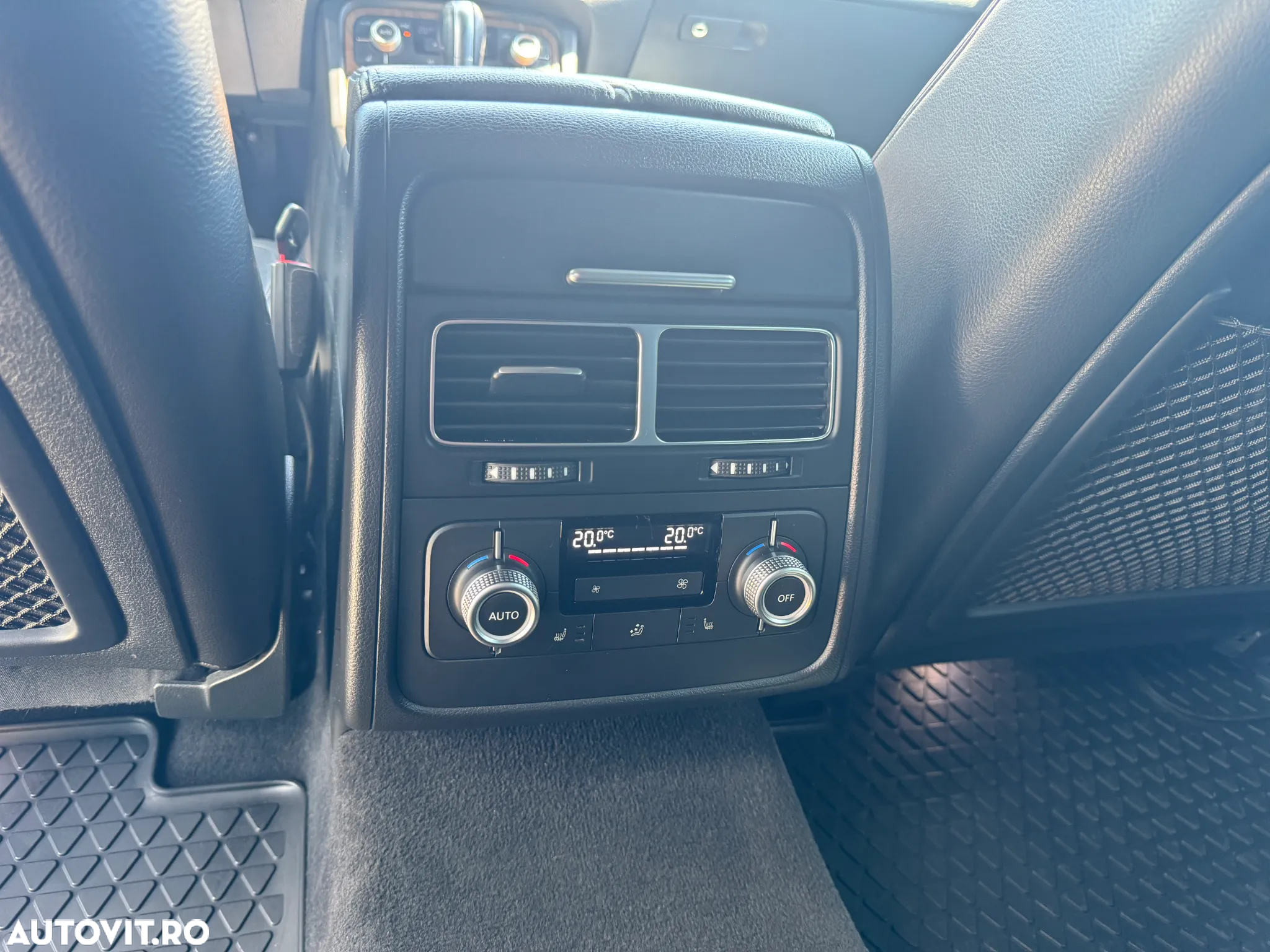 Volkswagen Touareg V6 TDI BMT Supreme Plus - 16