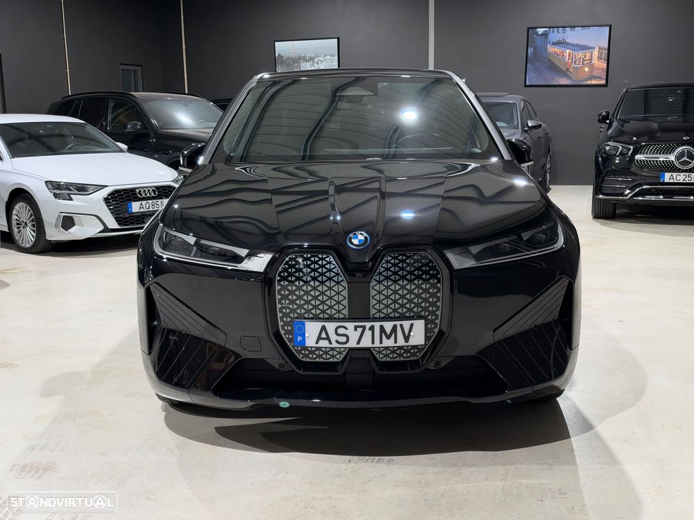 BMW iX xDrive 40 Pack Desportivo - 6