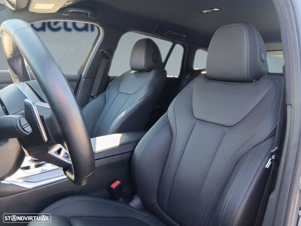 BMW 330 e Pack Desportivo M Auto - 11