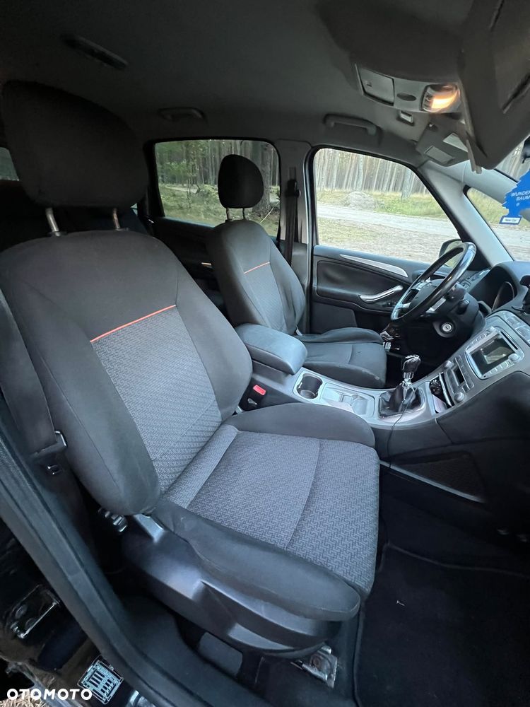 Ford S-Max - 7