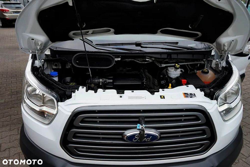 Ford Transit - 9