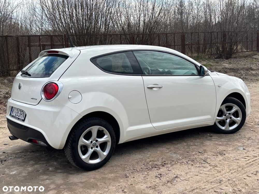 Alfa Romeo Mito 1.4 Distinctive EU6 - 13