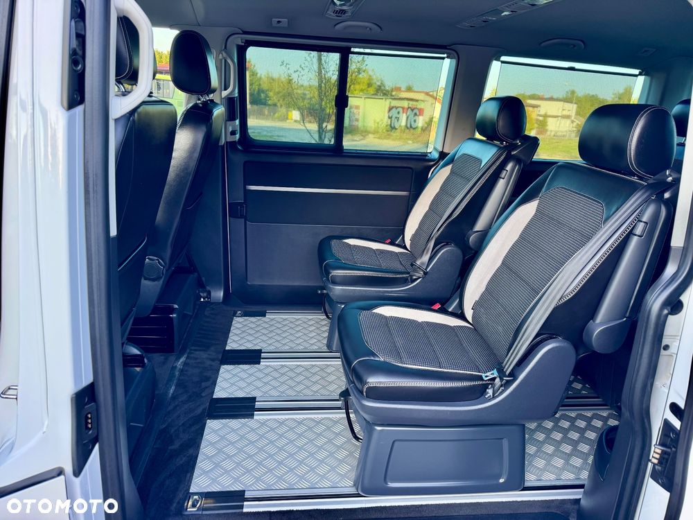 Volkswagen Multivan - 19