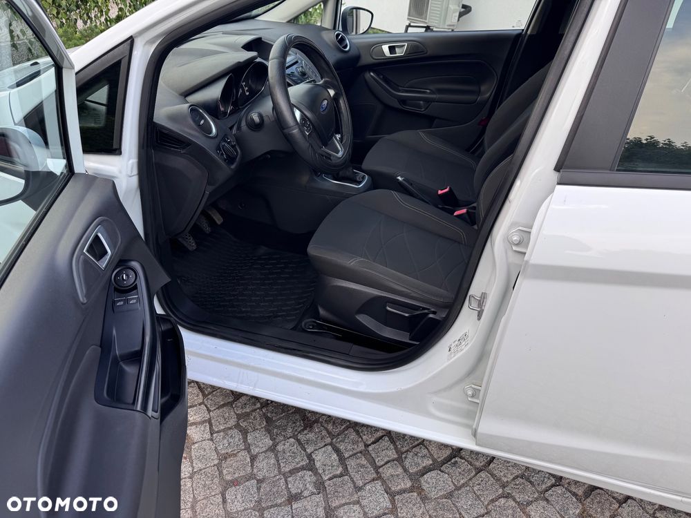 Ford Fiesta - 27