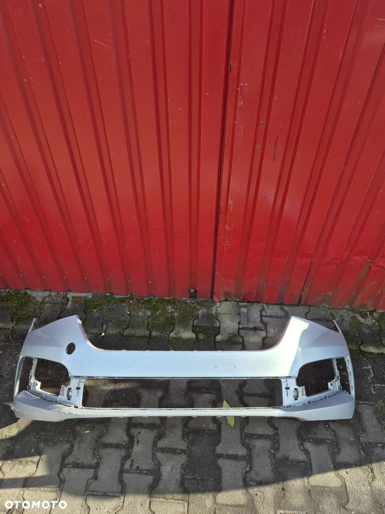 Skoda Scala zderzak przedni 657807221F - 7