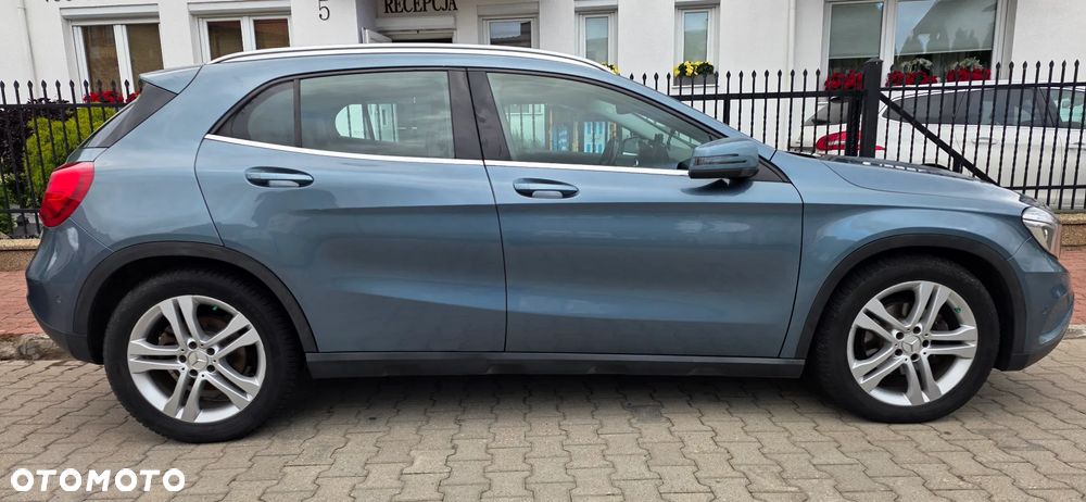 Mercedes-Benz GLA 200 (CDI) d 7G-DCT - 4