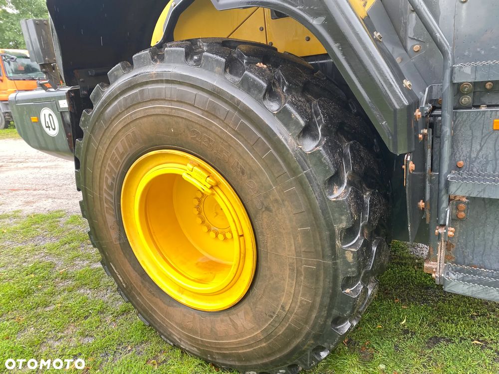 Komatsu WA320 -8, 2019 ROK, TYLKO 1600 MTH, z NIEMIEC, JAK NOWA - 28