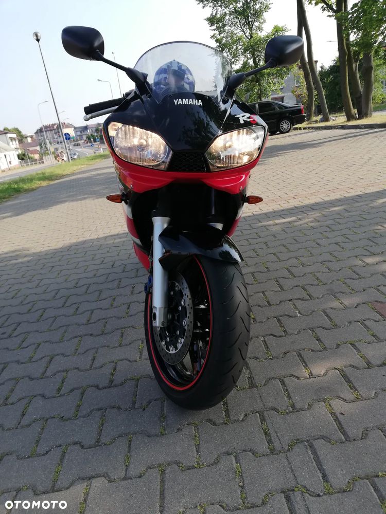 Yamaha YZF - 9