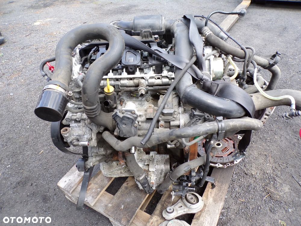 Silnik śruba wtryskiwacz blok wał 2,0 dci M9R 630 TRAFIC Vivaro lift 2012 - 4