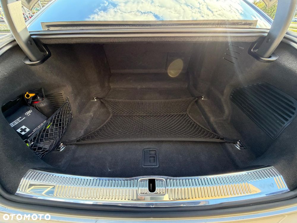 Audi A8 - 23