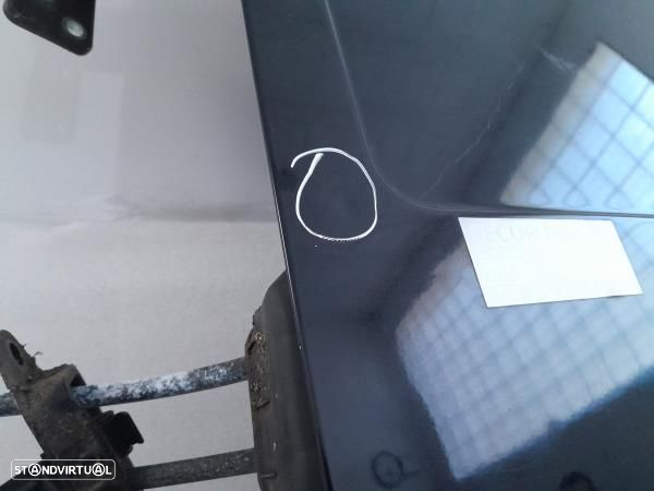 Porta Tras Esq Mercedes-Benz Vito / Mixto Caixa (W639) - 2