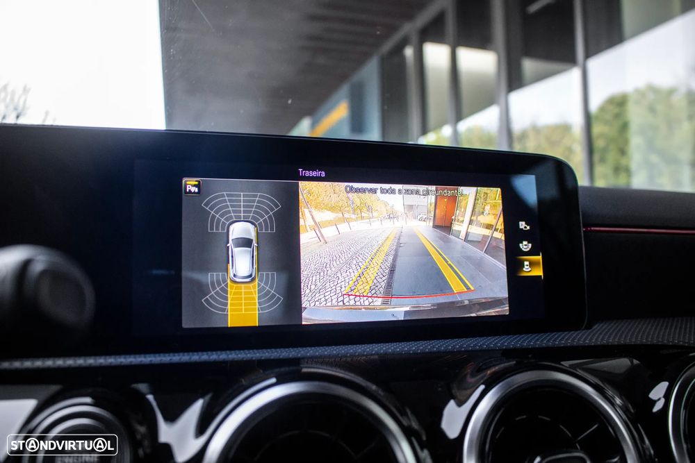 Mercedes-Benz A 250 e AMG Line - 43