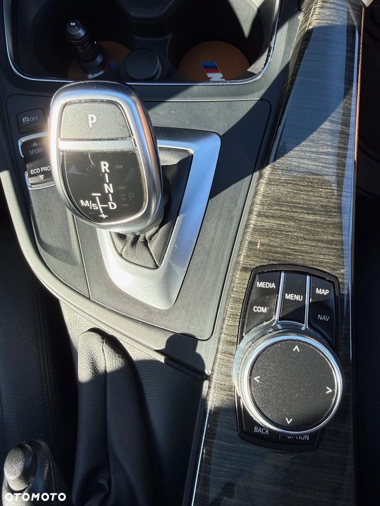 BMW Seria 3 - 23