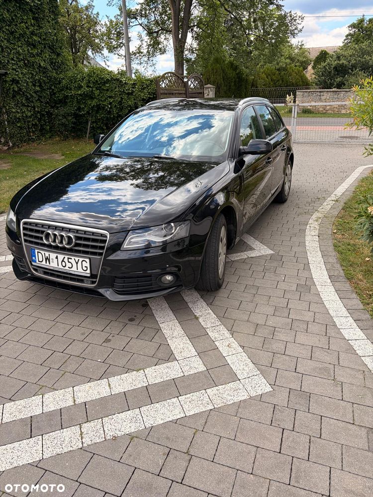 Audi A4 Avant - 10