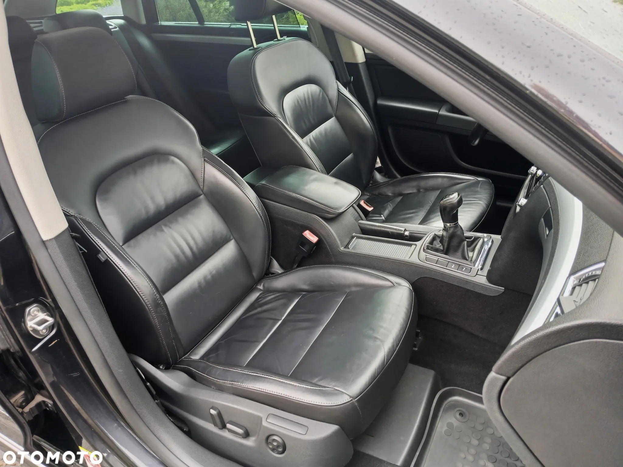 Skoda Superb 2.0 TDI Elegance - 26