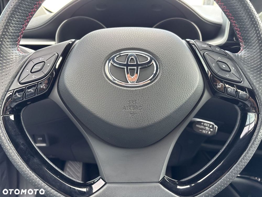 Toyota C-HR 2.0 Hybrid GR Sport - 24