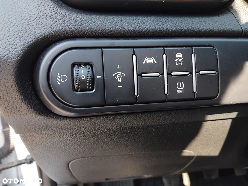 Kia Ceed 1.5 T-GDI M - 9