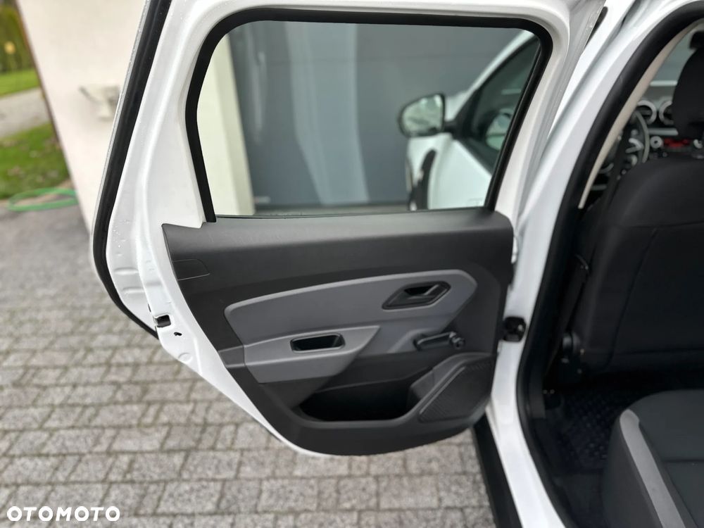 Dacia Duster 1.6 SCe Laureate 4x4 S&S - 16