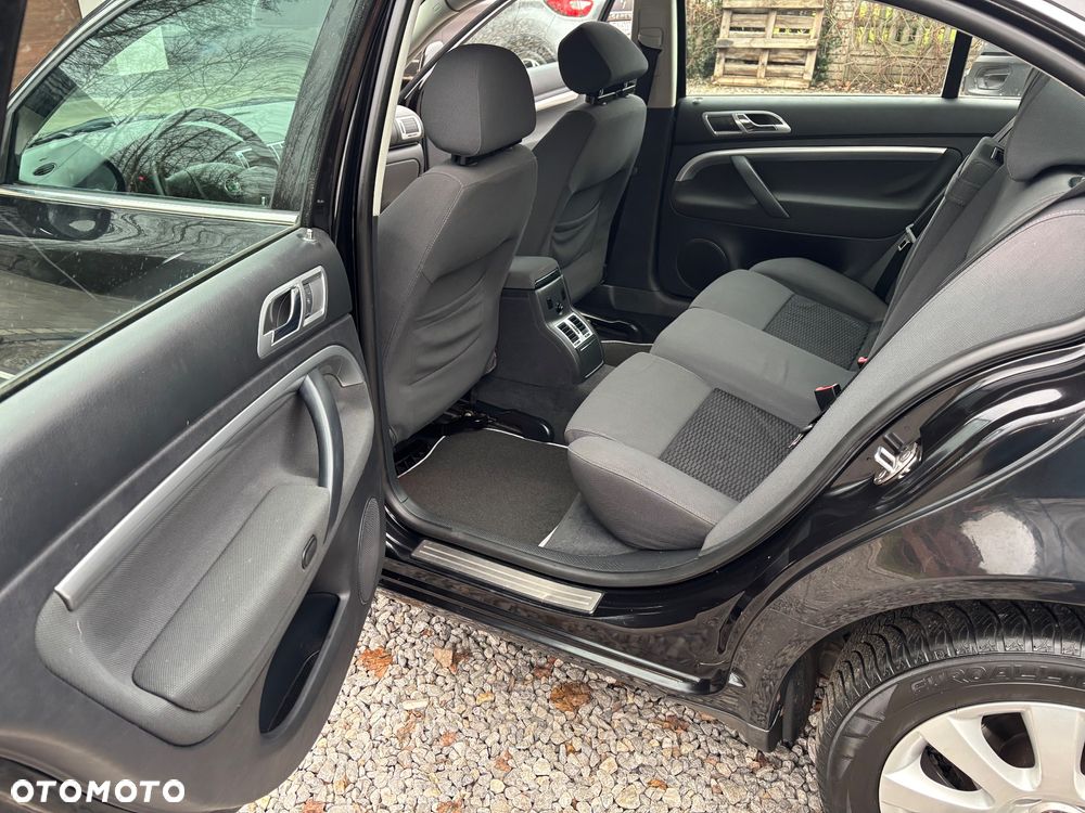 Skoda Superb 2.0 Comfort - 28