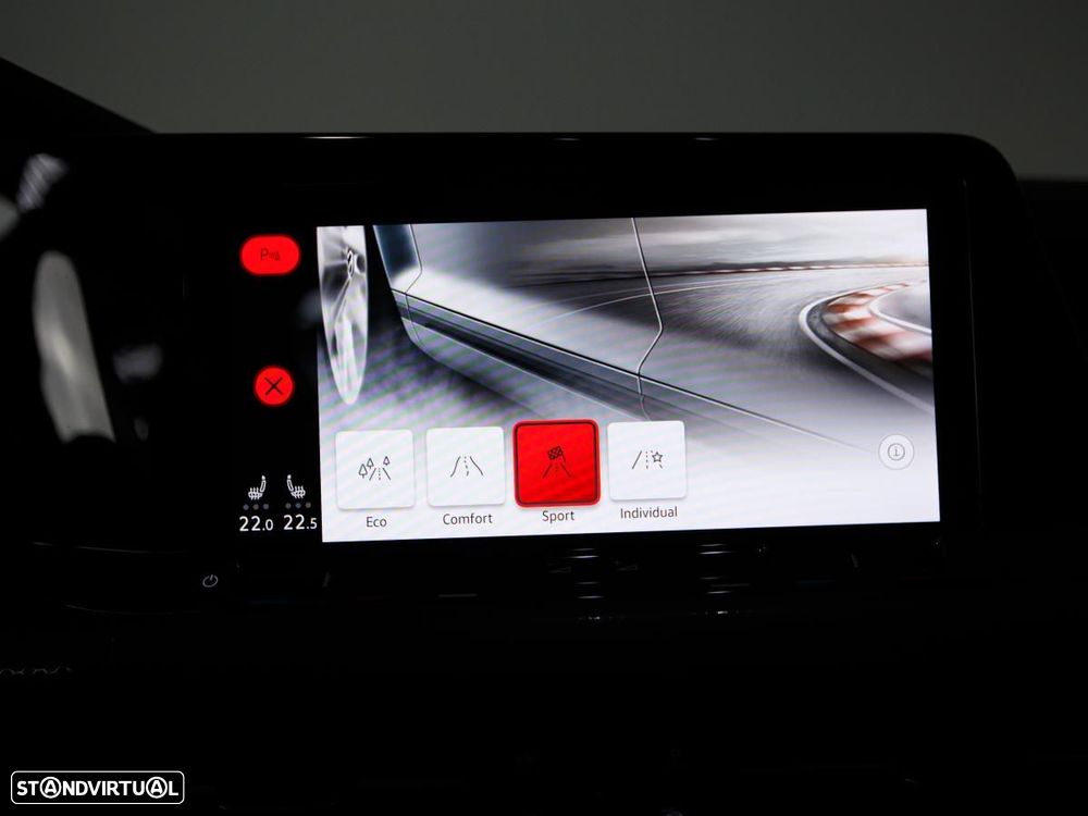 VW Golf 2.0 TSI OPF DSG GTI - 21