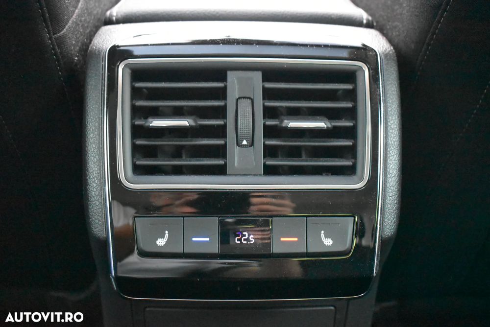 Skoda Superb 2.0 TSI DSG Style - 26