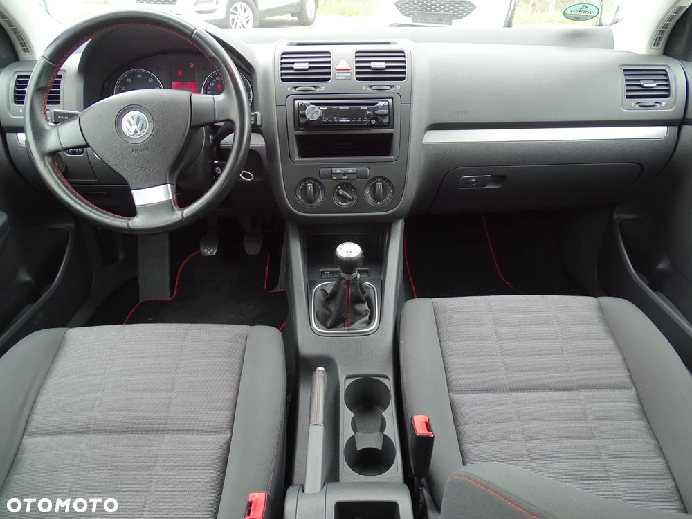Volkswagen Golf 1.6 Goal - 23