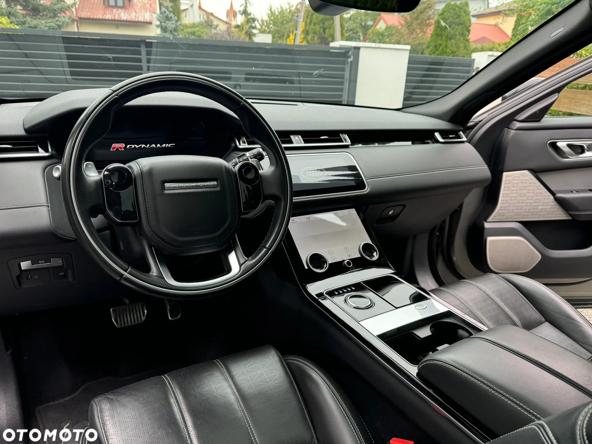Land Rover Range Rover Velar 3.0d R-Dynamic - 27