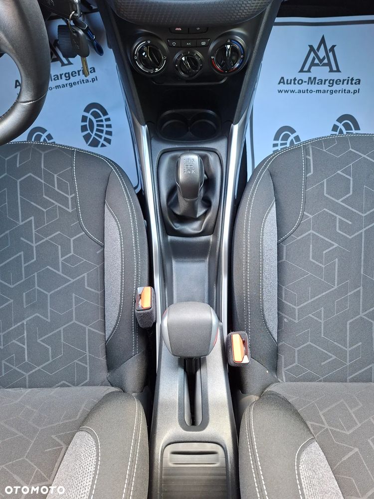 Peugeot 2008 1.6 BlueHDi Style - 23