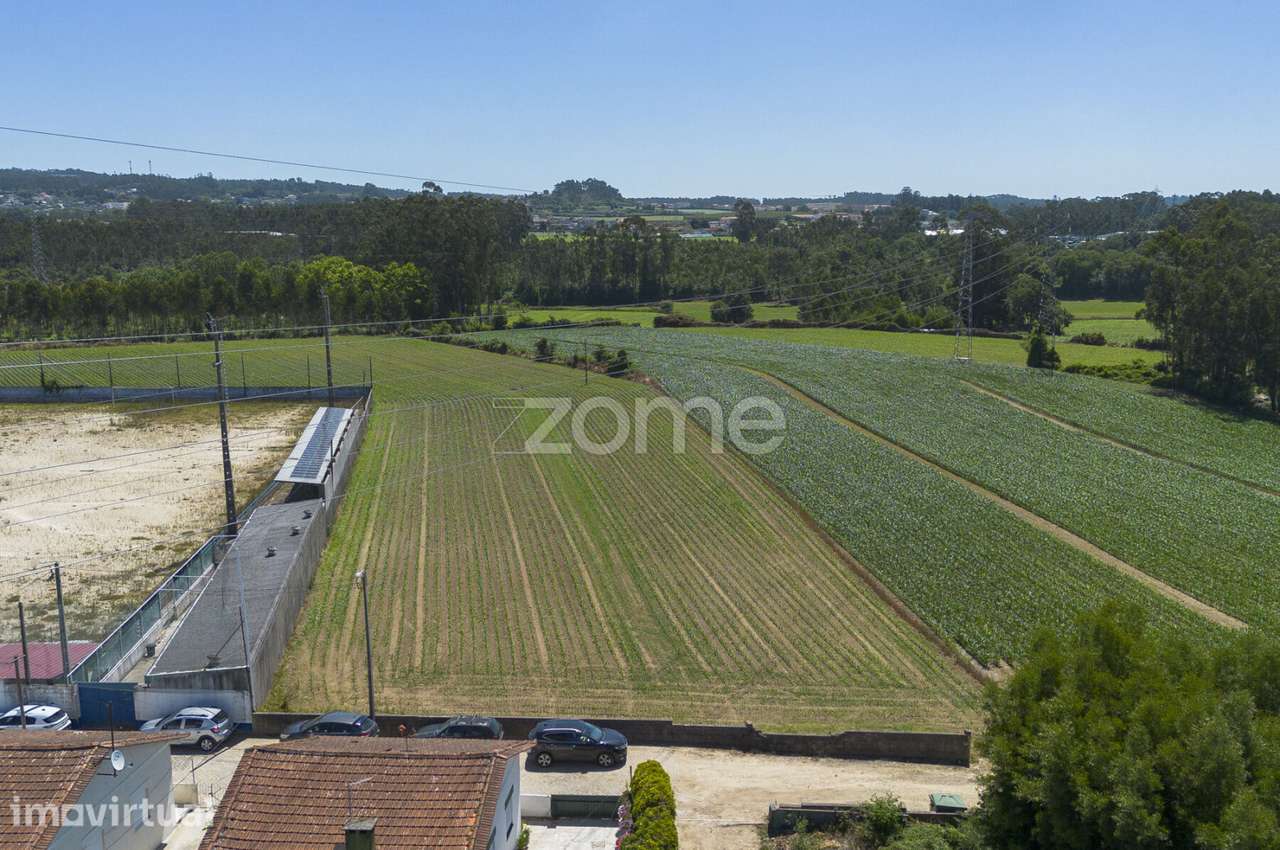Terreno com PIP Aprovado para 2 Moradias Geminadas | Vila do Conde - Grande imagem: 3/9