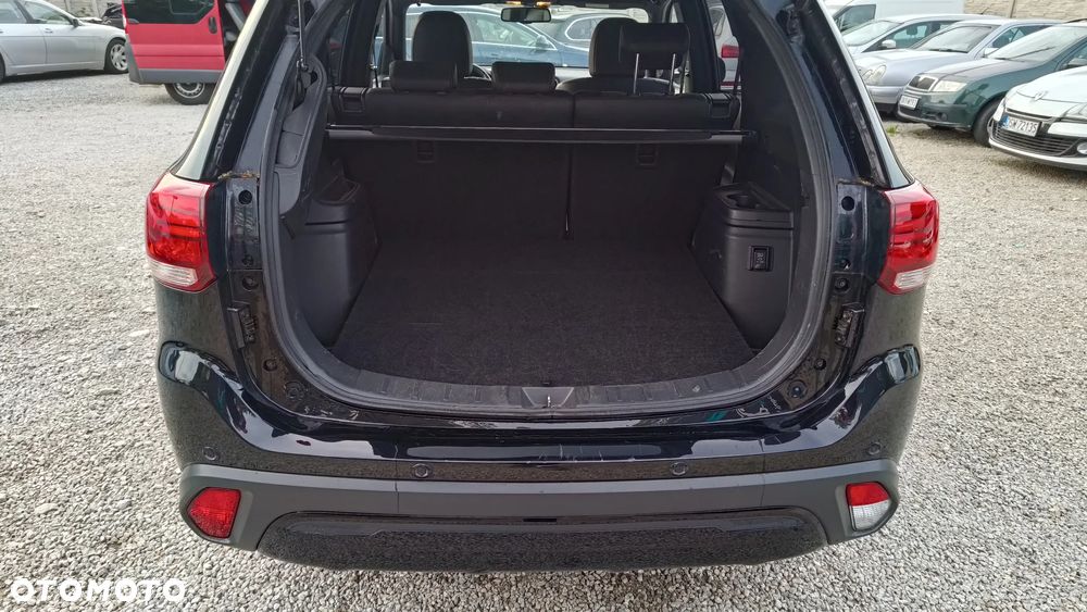 Mitsubishi Outlander 2.0 4WD CVT Active+ - 17