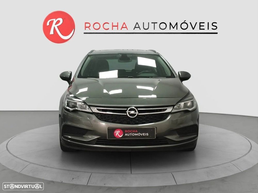 Opel Astra Sports Tourer - 3