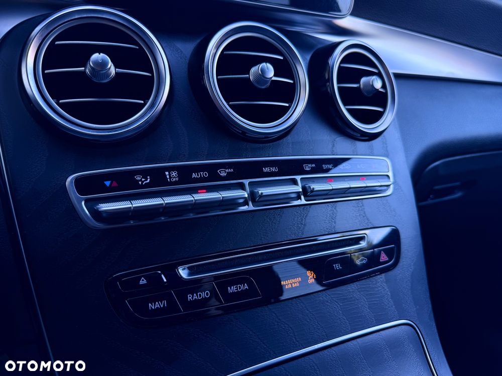 Mercedes-Benz GLC 220 d 4Matic 9G-TRONIC - 18