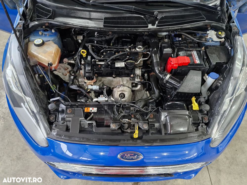 Ford Fiesta 1.0 Start-Stop Champions Edition - 10