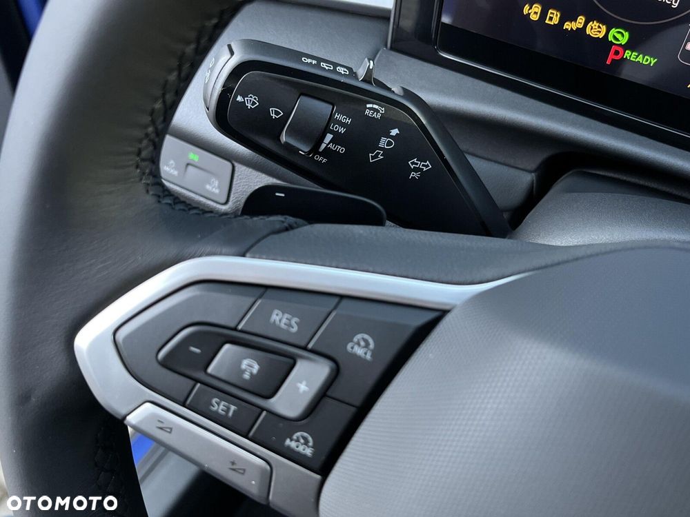 Volkswagen T-Roc - 28