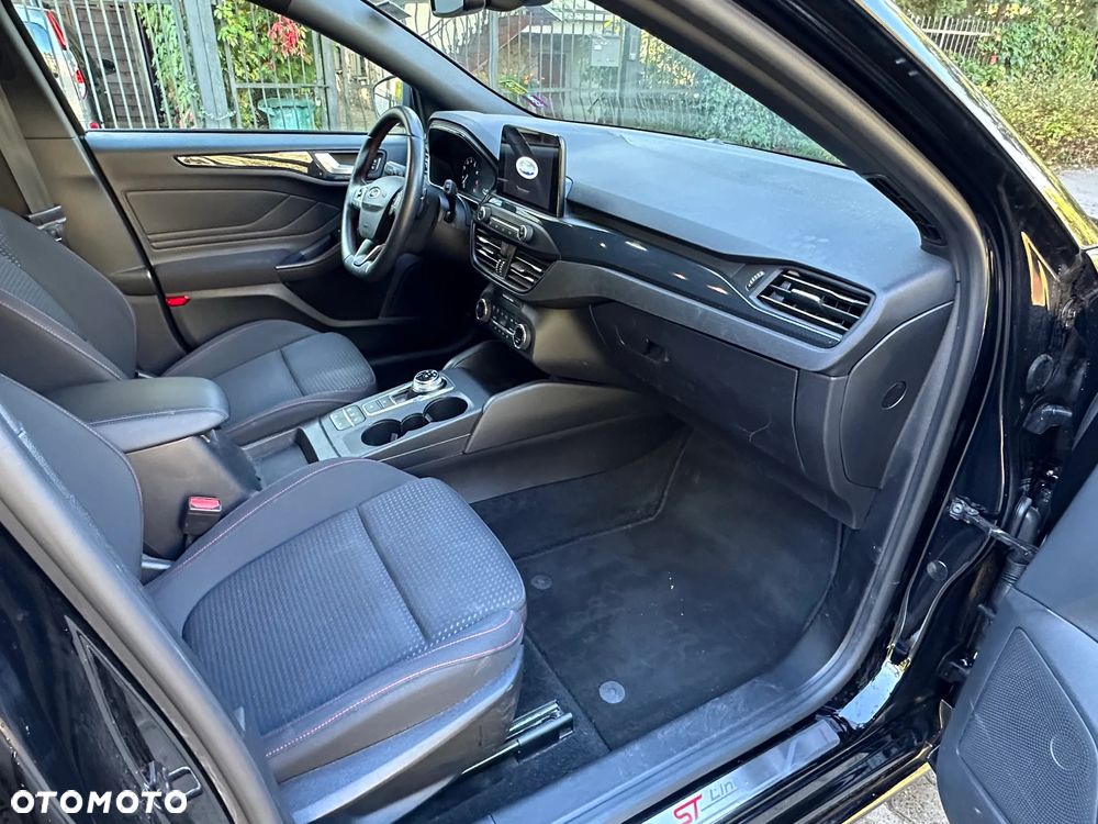 Ford Focus 1.0 EcoBoost Titanium ASS PowerShift - 19